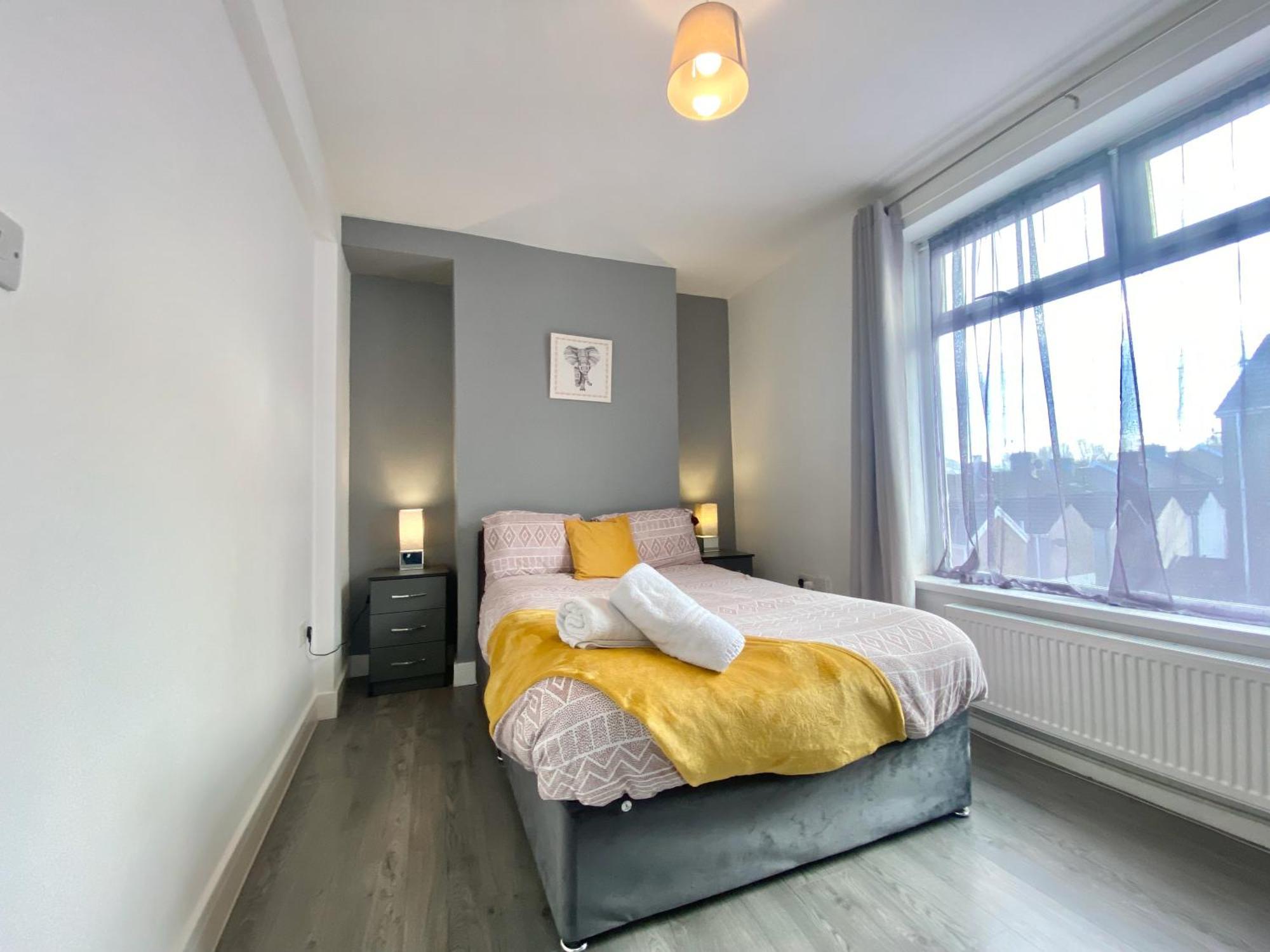 Emerald Living, 4 Bedrooms In The Heart Of Swansea, Close To Beaches! Dış mekan fotoğraf